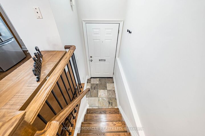 Property Photo:  265 Van Dusen Boulevard 1  ON M8Z 3J2 
