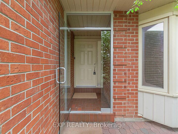 Property Photo: 129 Franklin Avenue ON L4J 4X6