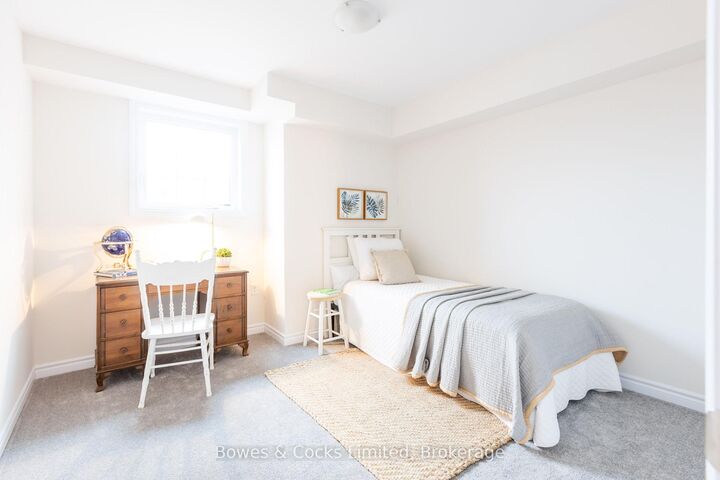 48 Maple Avenue 102 — photo 1
