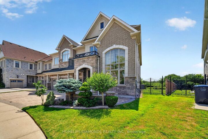 Property Photo: 115 Latania Boulevard ON L6P 2Z2