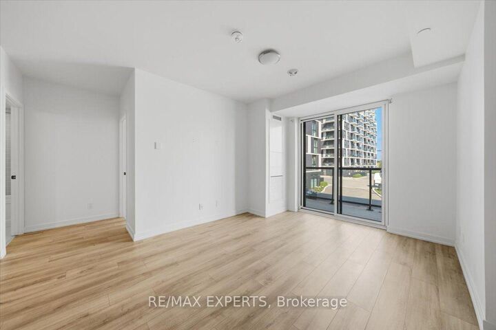 Property Photo:  335 Wheat Boom Drive 203  ON L6H 7H1 