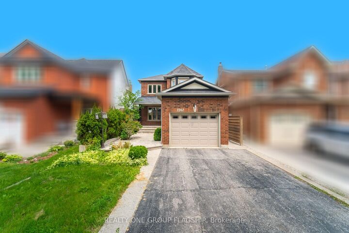 Property Photo:  7267 Windbreak Upper Court  ON L5N 6K6 