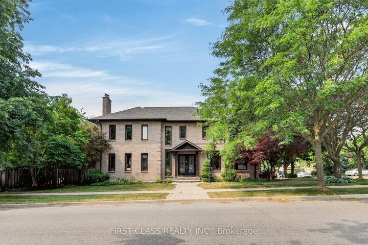 Property Photo: 19 Tomlinson Circle ON L3R 9L1
