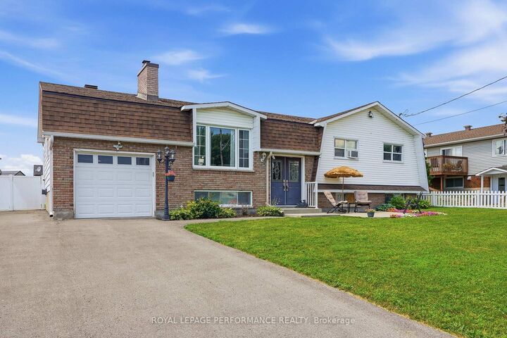Property Photo: 321 Sainte-Anne Street ON K4K 1C1