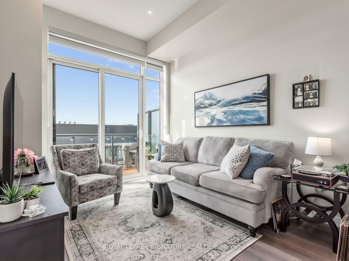Property Photo:  100 Eagle Rock Way 1205  ON L6A 5C2 