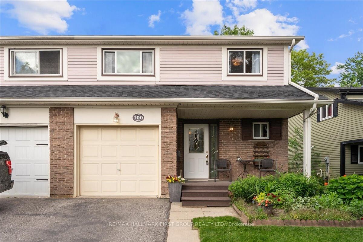 Photo de la propriété:  100 Martin Road  ON L1C 3N4 