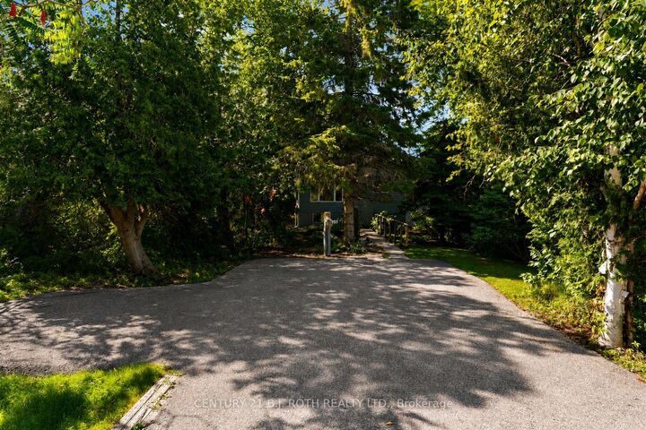 Property Photo: 957 7th Line ON L9S 4G2