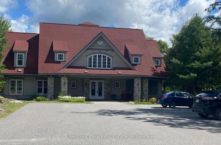 Property Photo: 301 Emerald Hills Court 11 ON P0C 1H0