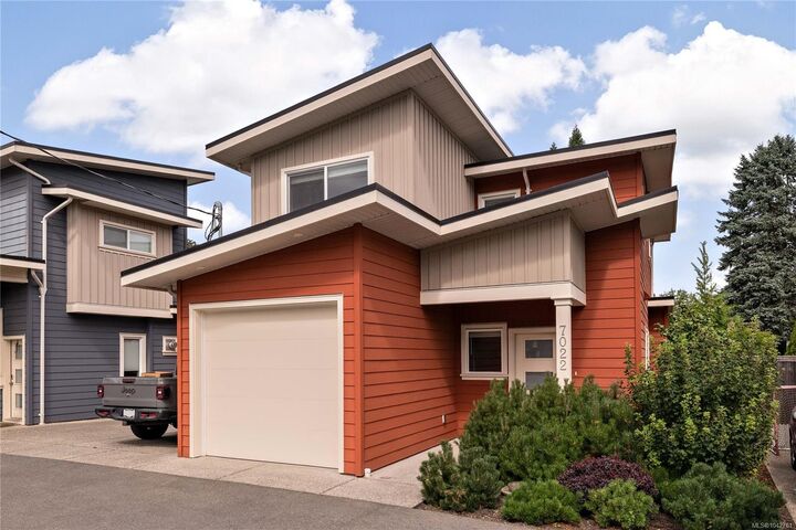 7022 Wallace Dr — photo 1