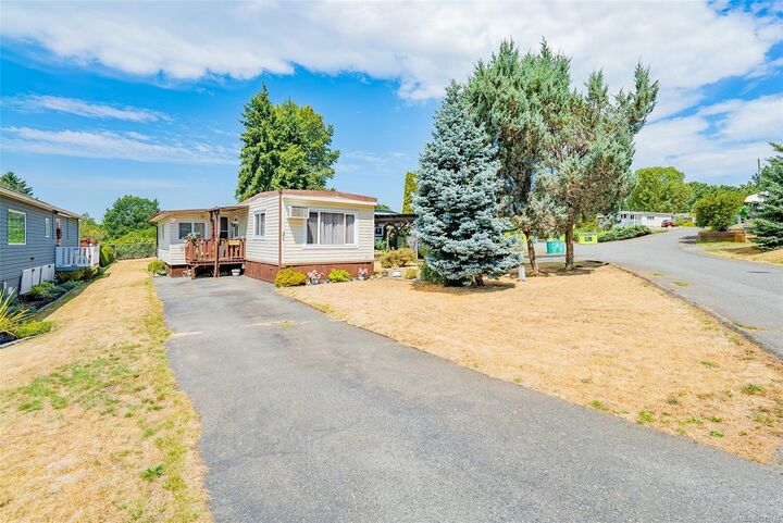 Property Photo:  80 Fifth St #21  BC V9R 1N1 