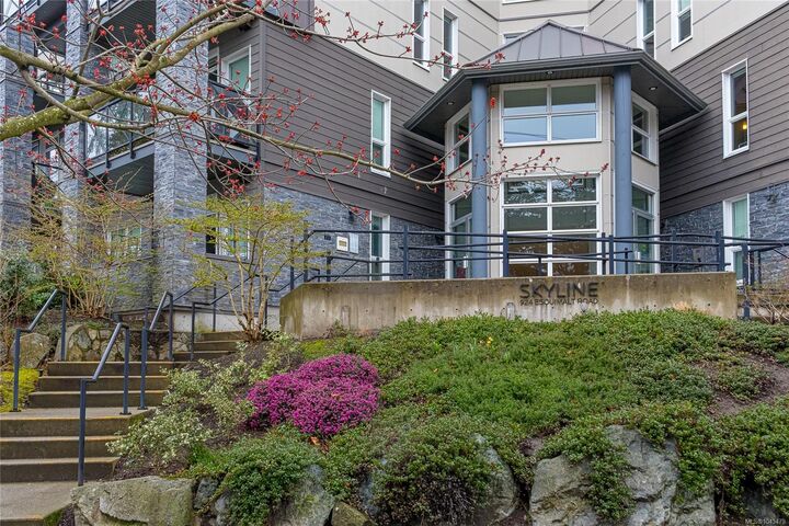 Property Photo: 924 Esquimalt Rd #303 BC V9A 3P2