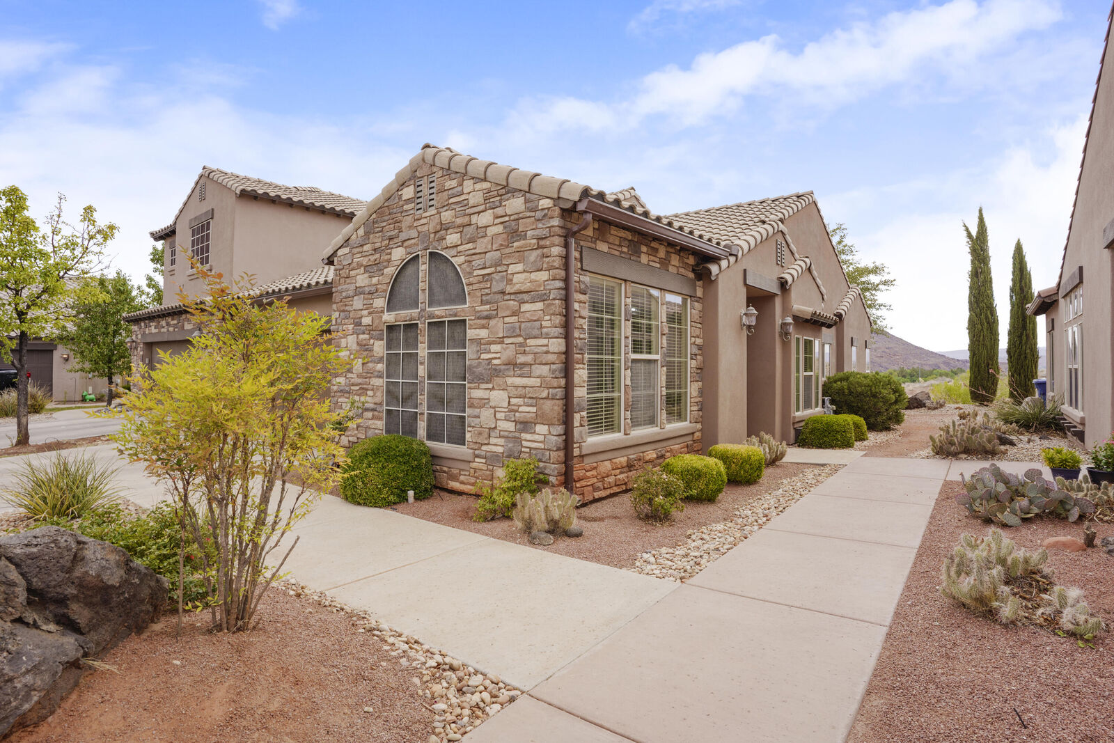 Property Photo: 1055 W Province Way 108 UT 84770