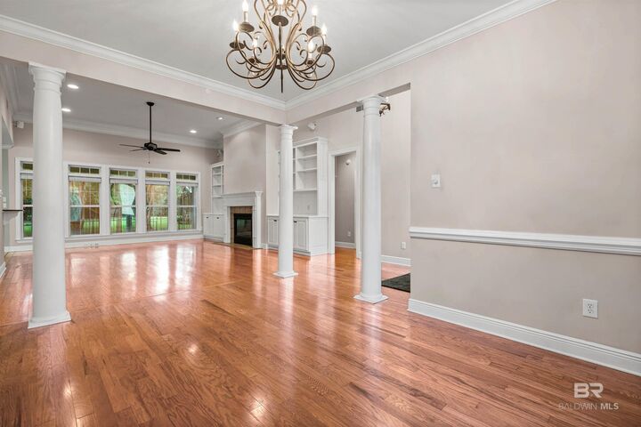 Property Photo: 8877 S Dawes Lake Road AL 36619