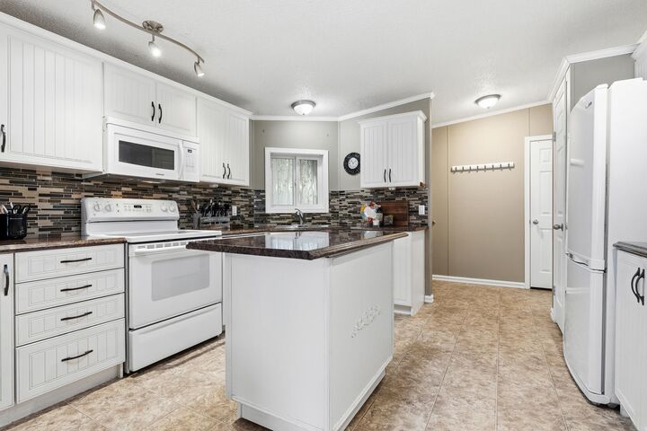 Property Photo:  44565 Monte Vista Drive 11  BC V2R 5Y4 