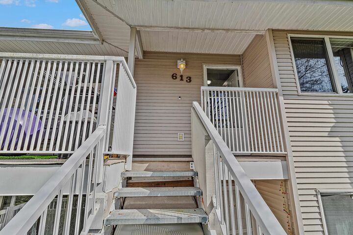 Property Photo: 13923 72 Avenue 613 BC V3W 2P6