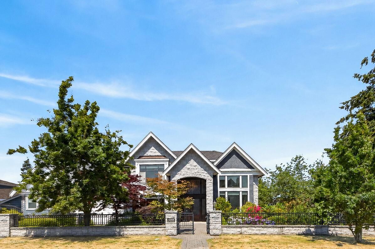 Property Photo: 5299 Cranbrook Avenue BC V7C 4K8