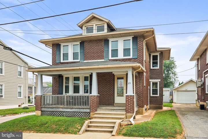 Property Photo: 25 S Clinton Street PA 17404