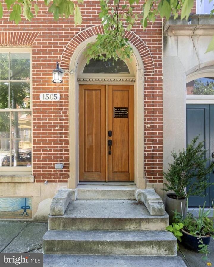 Property Photo:  1505 E Baltimore Street E  MD 21231 
