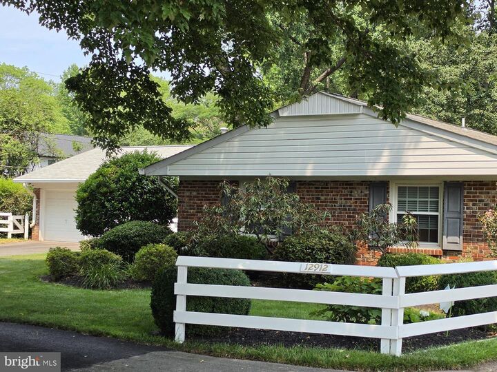 Property Photo:  12912 Mount Royal Lane  VA 22033 