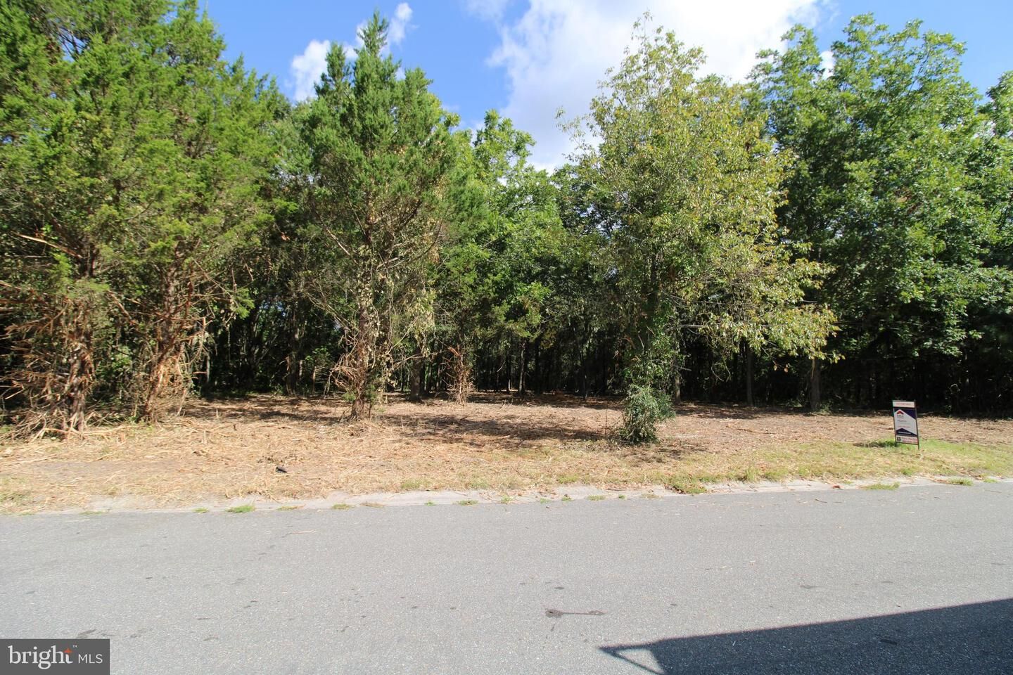 Property Photo:  641 Suffolk Court  MD 21801 