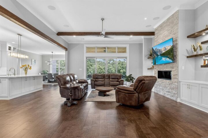 Property Photo: 43 Falstone Drive AR 72223