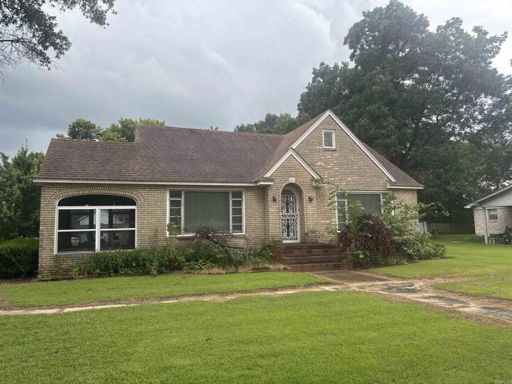 Property Photo: 201 Hughey Street AR 72471