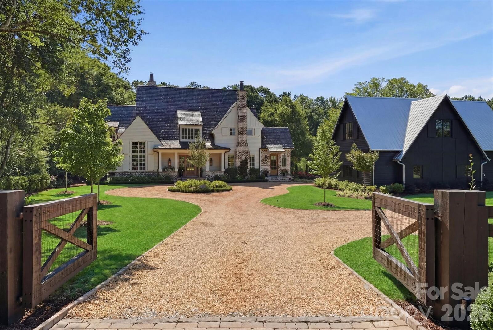 Property Photo: 1212 Gardendale Road SC 29708