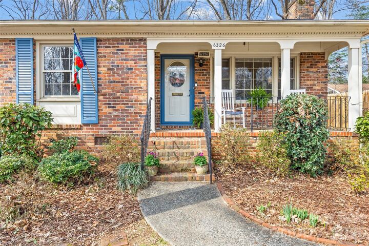 Property Photo: 6326 Rosecrest Drive NC 28210