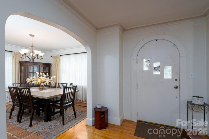 Property Photo: 1017 Druid Circle NC 28206
