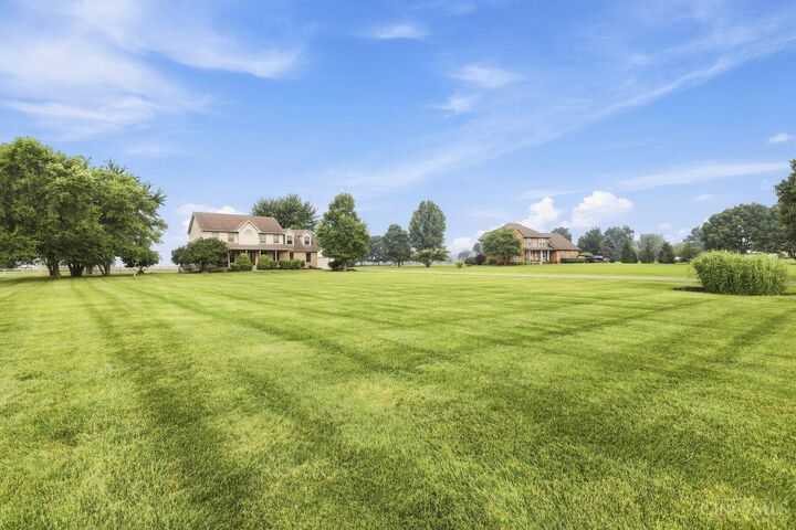 Property Photo: 2521 Twin Oaks Drive OH 45036