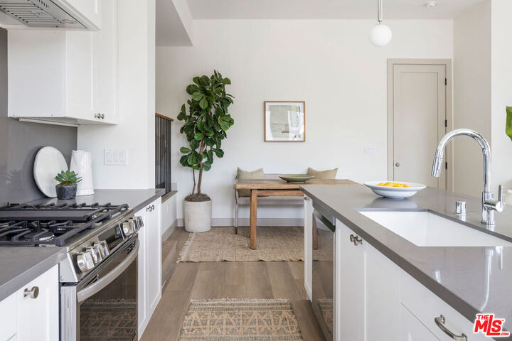 Property Photo: 173 1/4 S Avenue 57 CA 90042
