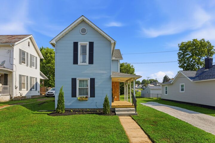 Property Photo: 102 W Shields OH 43055