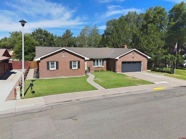 Property Photo:  5 Mountain View Place  CO 81101 