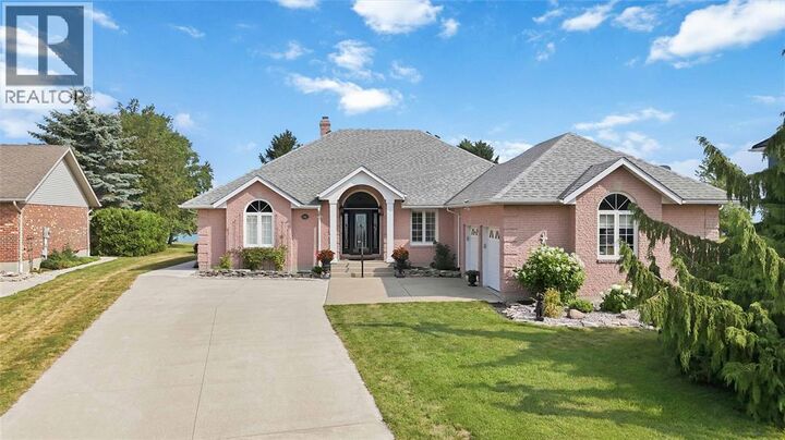 Property Photo: 4352 Lambton Lane ON N0N 1J6