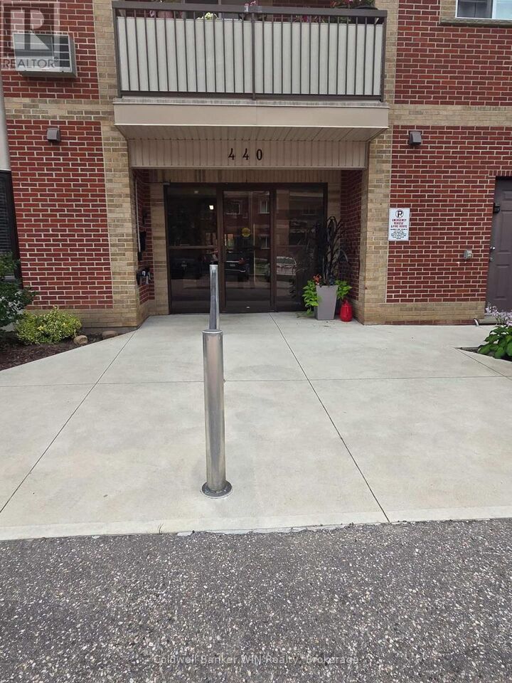 Property Photo:  440 Durham Street West 306  ON N0G 2L1 