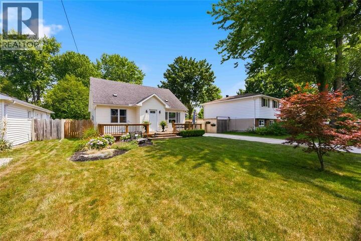 Property Photo: 2054 Gladys Street ON N0N 1E0