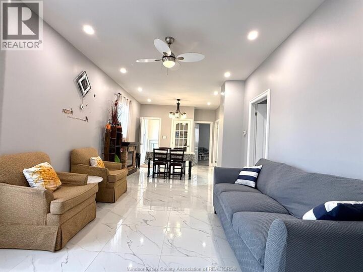 Property Photo:  1116 Wyandotte East  ON N9A 3K2 