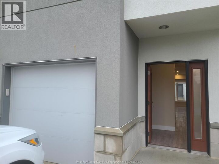 Property Photo: 550 Sandison Street 35 ON N9E 0A3