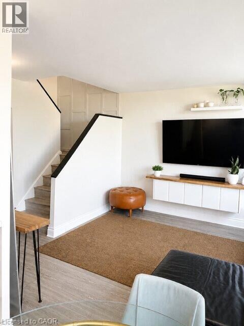 Property Photo:  2121 Roche Court 514  ON L5K 2C7 