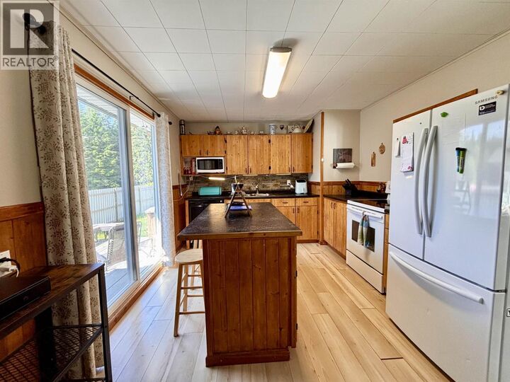 Property Photo: 75 Finch Street BC V8C 1T1