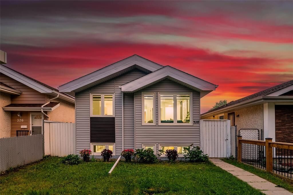 Property Photo: 328 Mandalay Drive MB R2P 1K2