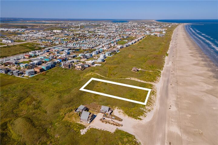 Property Photo: 2924 On The Beach TX 78373