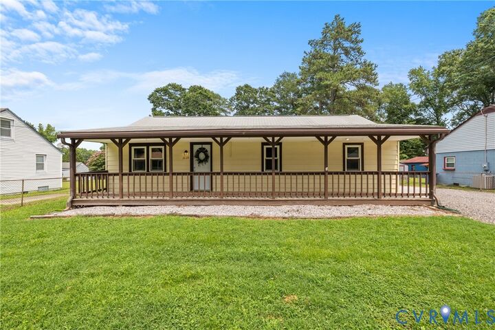 Property Photo:  16105 Pauline Ave  VA 23831 
