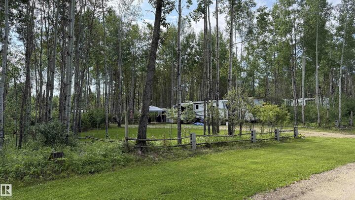 Property Photo: 37 Aspen Road AB T0E 0L0