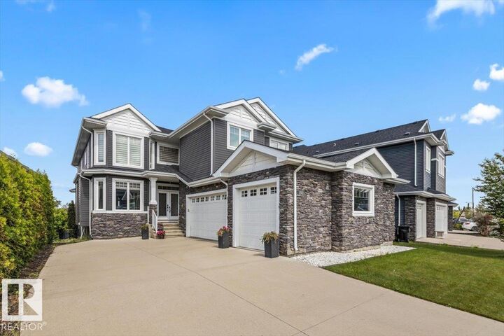 1242 Starling Drive NW — photo 1