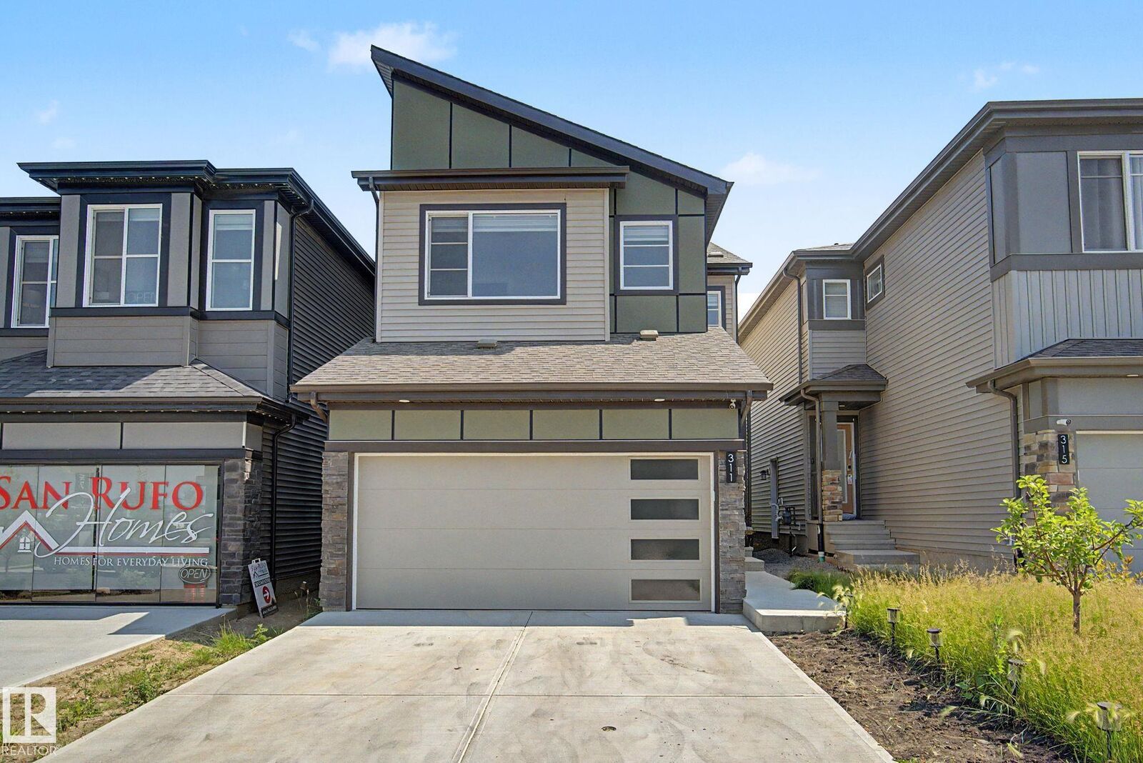 Property Photo: 311 29 Street SW AB T6X 3E7