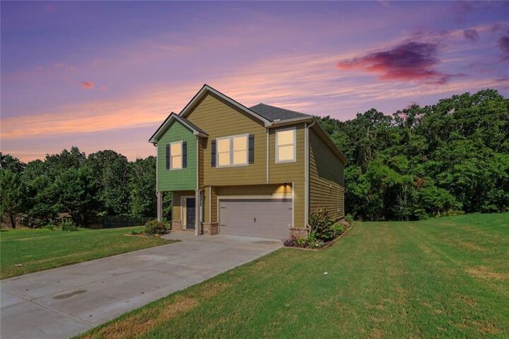 Property Photo: 350 McGiboney Lane GA 30016