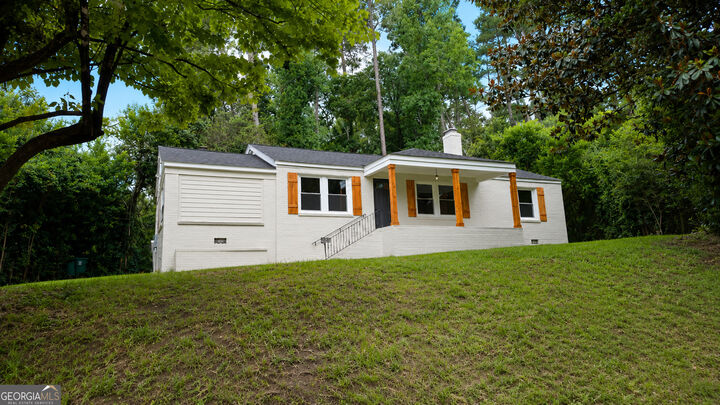 Property Photo:  2192 General Winship Drive  GA 31204 