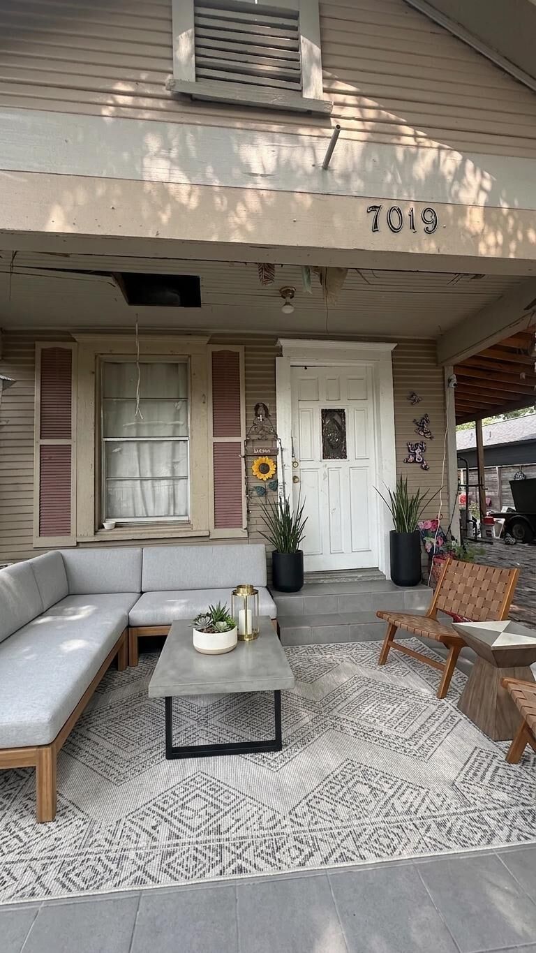 Property Photo:  7019 Finn Street  TX 77022 