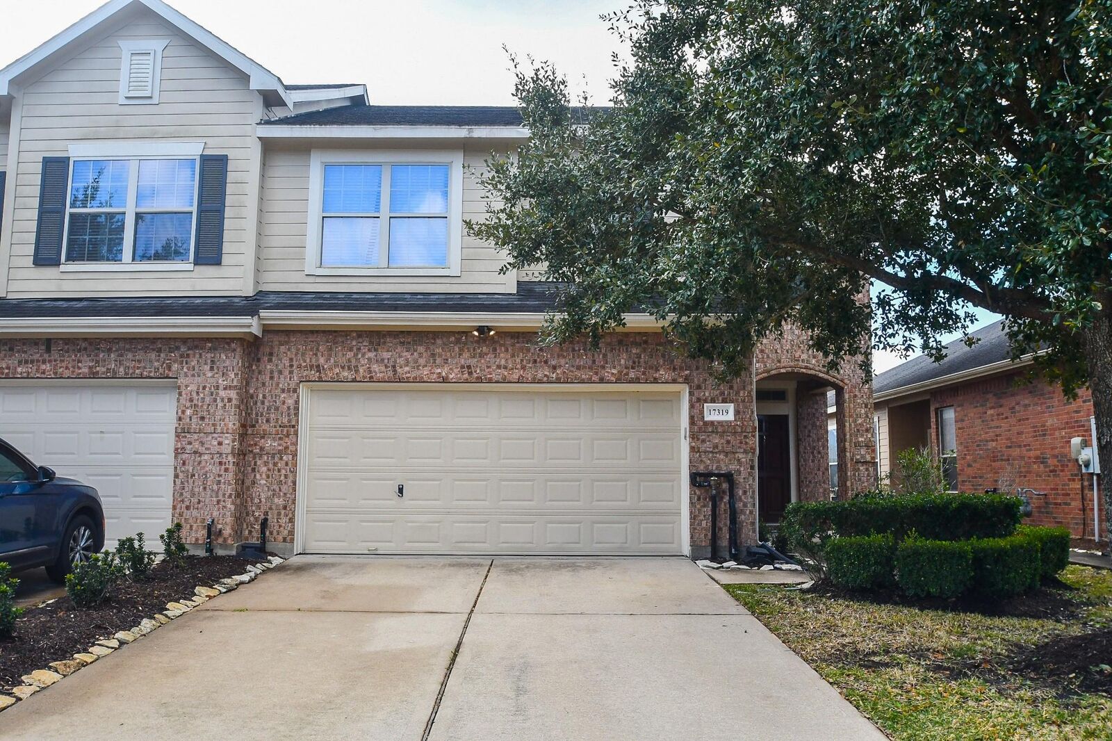 Property Photo: 17319 Brookhollow Court Drive TX 77084